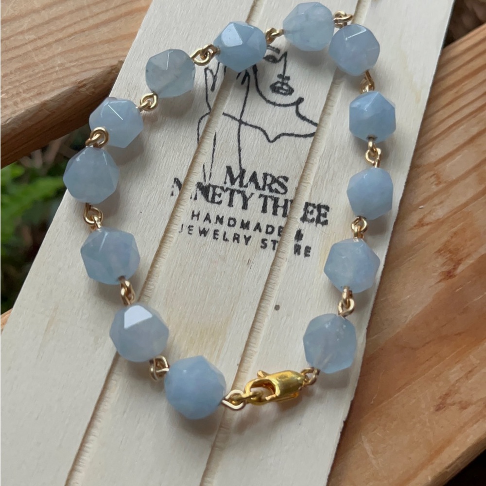 BLUE QUARTZ